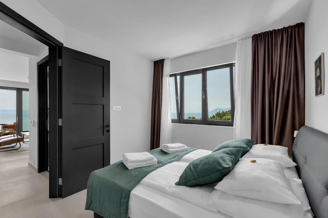 Villa Dinora Makarska Exteriör bild