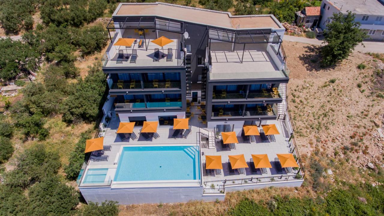 Villa Dinora Makarska Exteriör bild