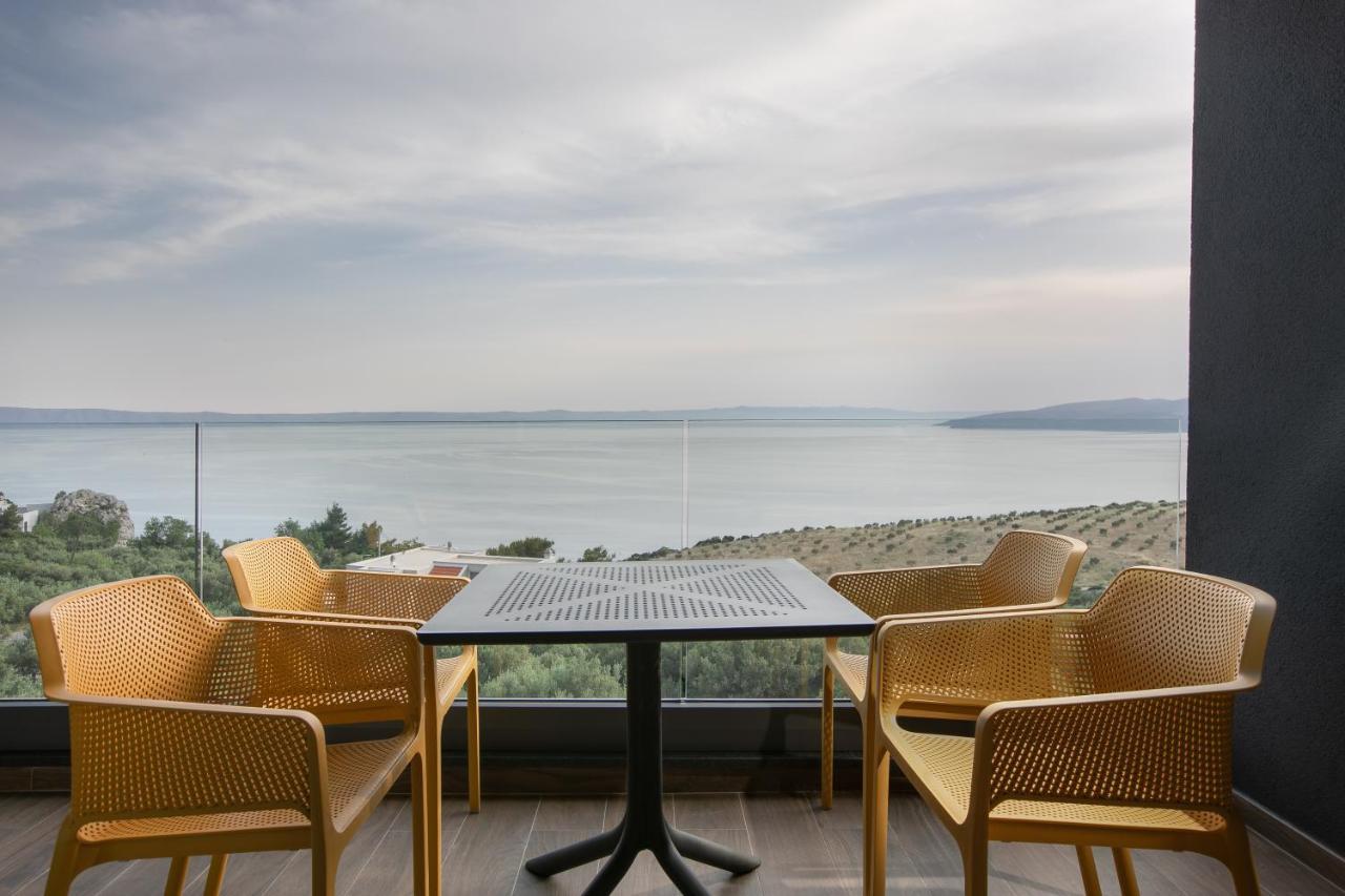 Villa Dinora Makarska Exteriör bild