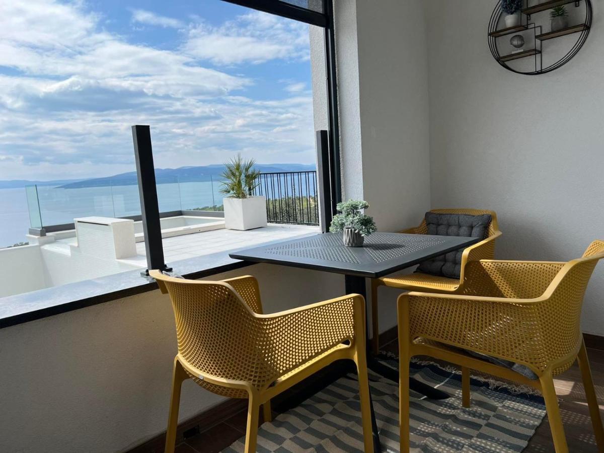 Villa Dinora Makarska Exteriör bild